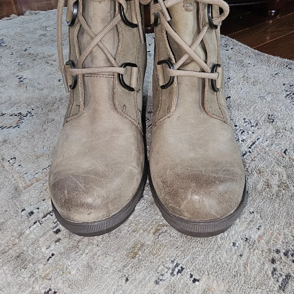 Sorel Joan of Arc Wedge Boots/Size 9/EUC - Picture 3 of 6